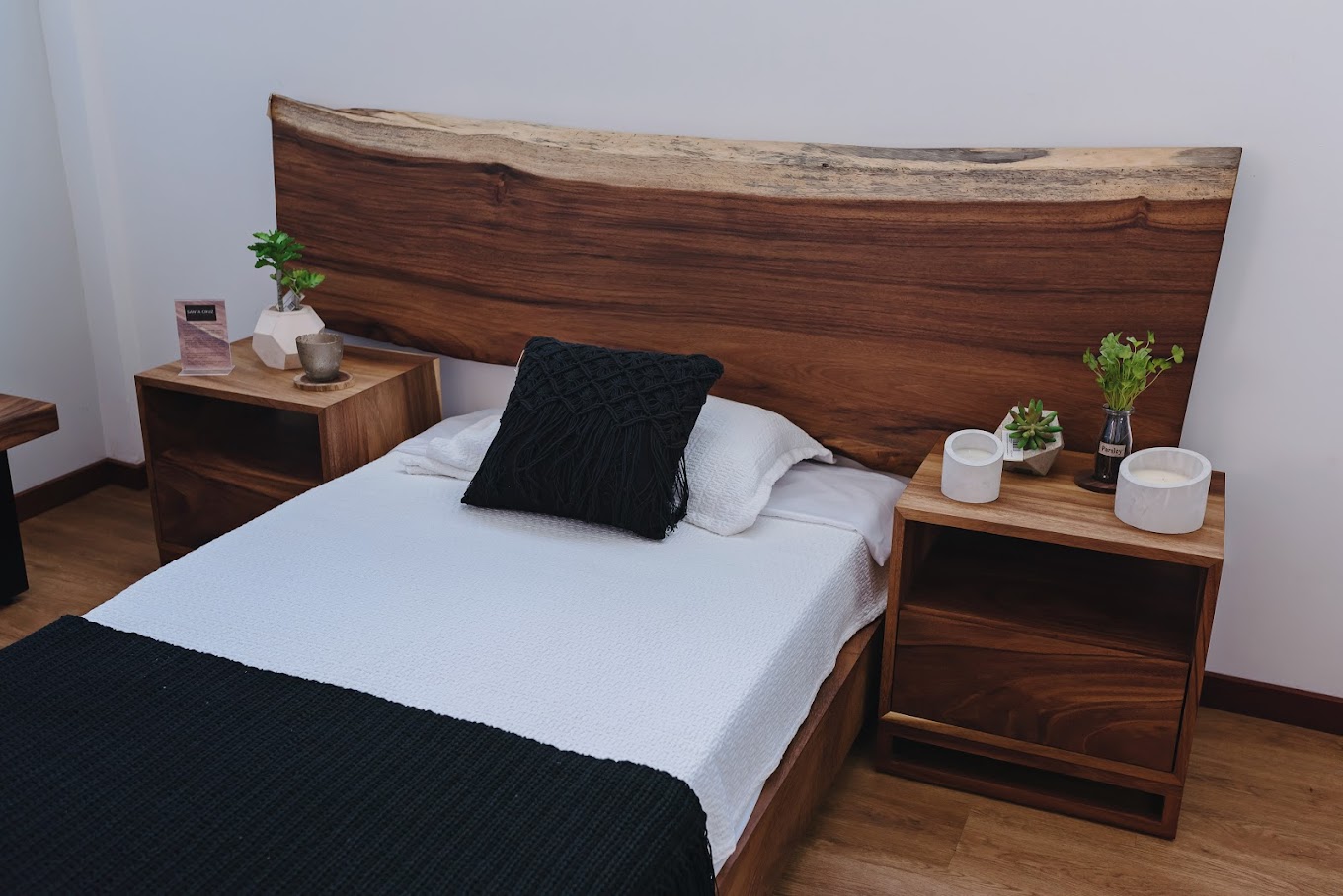 Bases de cama de madera en Mérida